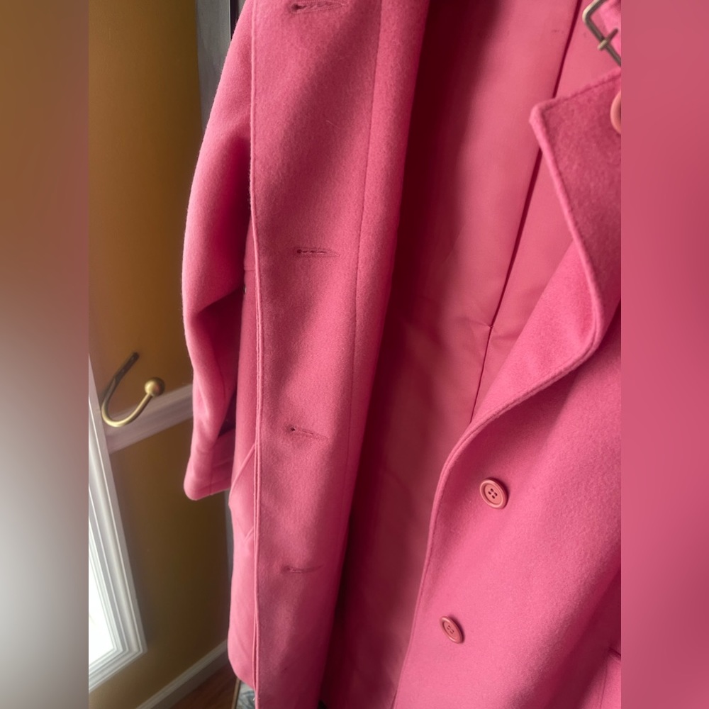 Pink coat - Picture 3 of 10